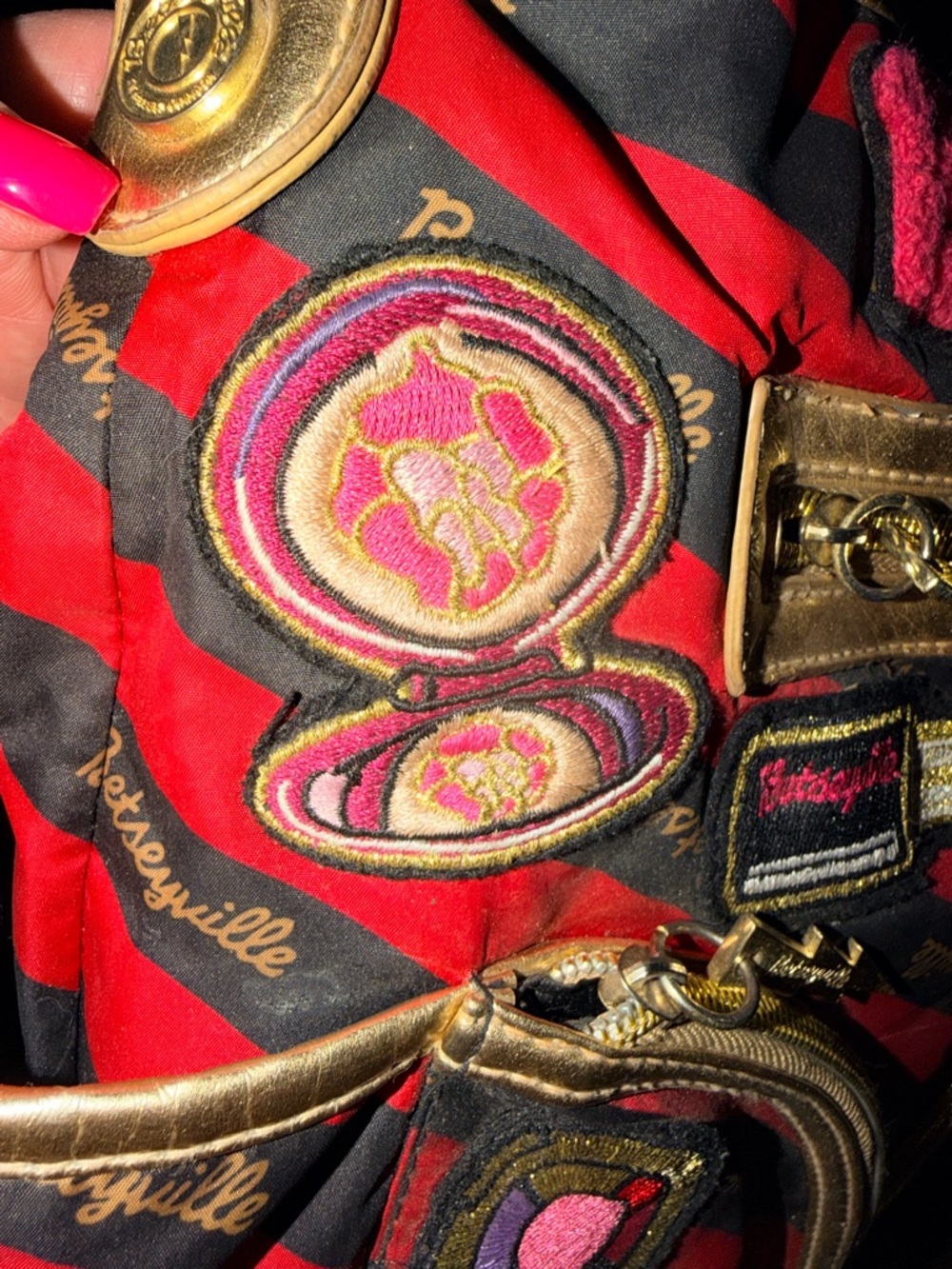Betsey Johnson Betseyville Embroidered Makeup Patches Purse Handbag, Y2K - Picture 6 of 16